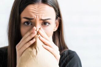 Κρίση πανικού - Κρίσεις πανικού: Tι βοηθά πραγματικά στη στιγμή;