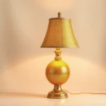 Φωτιστικό ανανεωμένο με χρυσόσκονη, δείγμα DIY έργου ανακαίνισης