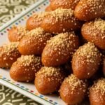 Whisk 73c5a859365b7e884bf40a96230a4cdddr - Μελομακάρονα νέας εποχής: Πώς να τα φτιάξεις χωρίς ψήσιμο