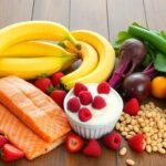 Φωτογραφία με τρόφιμα όπως σολομός, μπανάνες, φράουλες, βατόμουρα και παντζάρια που ενισχύουν τη λίμπιντο σύμφωνα με τον Dr. Amen.