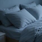 Ηρεμία και γαλήνη σε μια κρεβατοκάμαρα με έμφαση στη διατροφή πλούσια σε μαγνήσιο.