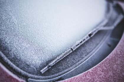 winter, frozen, froze, front, window, windshield, morning, cold, crystals, close up, closeup, close-up, detail, wiper, car wiper, blue car, blue window, blue morning, blue closed, windshield, windshield, windshield, windshield, windshield, wiper, car wiper