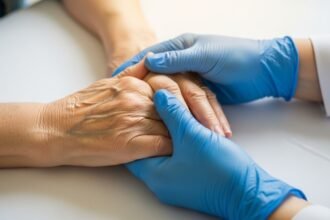 ιατρός - Νέα έρευνα: Ιογενείς λοιμώξεις και η σχέση τους με Αλτσχάιμερ, Πάρκινσον και άλλες νευρολογικές παθήσεις