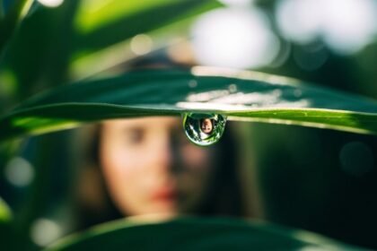 νιώτη - Τα 10 μυστικά για να δείχνεις (και να νιώθεις) χρόνια νεότερη