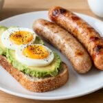 Υγιεινό πρωινό πλούσιο σε πρωτεΐνες με διάφορες επιλογές