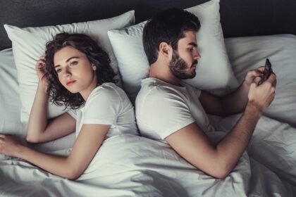 ζευγάρι - Κάνεις τα πάντα εσύ κι εκείνος απλώς... υπάρχει