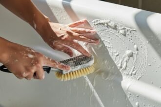μπανιέρα - Γιατί το σαπούνι και το νερό δεν κάνουν για την μπανιέρα σας — Η φυσική μέθοδος που θα λατρέψετε