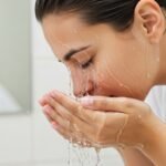 πλύσιμο - Ζεστό ή κρύο νερό για το πρόσωπό σας; — Η μεγάλη αποκάλυψη!