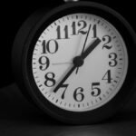 b3b insomnia awake feat - Γιατί ξυπνάτε κάθε βράδυ μεταξύ 3 και 4: Τι προσπαθεί να σας πει το σώμα σας