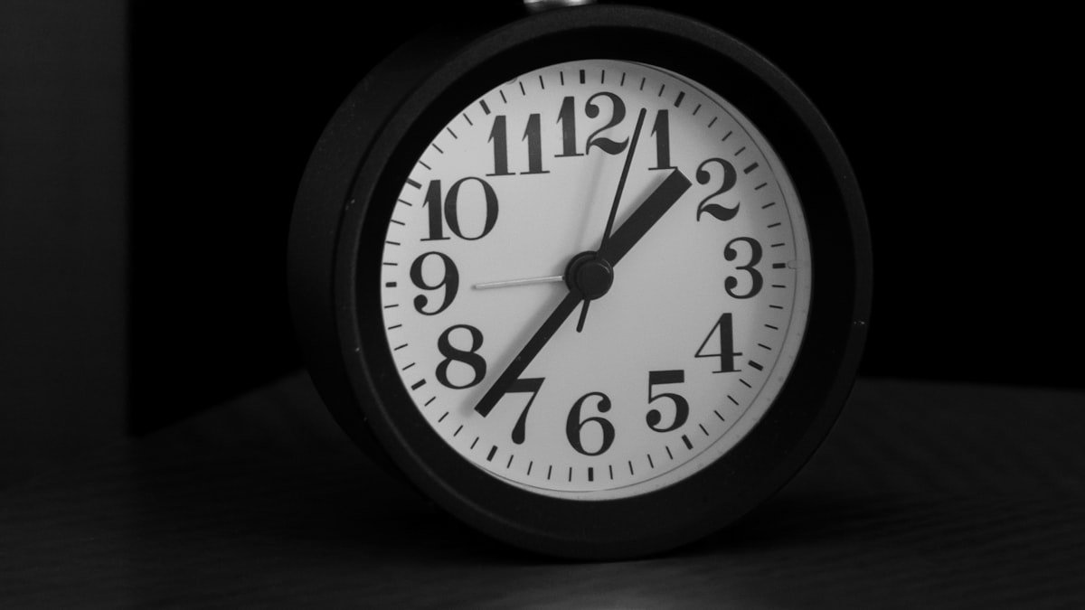 b3b insomnia awake feat - Γιατί ξυπνάτε κάθε βράδυ μεταξύ 3 και 4: Τι προσπαθεί να σας πει το σώμα σας
