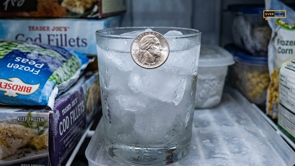 freezer coin ai feat - Το έξυπνο κόλπο με το κέρμα στην κατάψυξη πριν φύγετε για διακοπές (και πώς μπορεί να σας γλιτώσει από τροφική δηλητηρίαση)