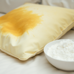 home pillows feat - Κιτρινισμένα μαξιλάρια ύπνου; Το κόλπο με 2 υλικά της κουζίνας για να γίνουν ολόλευκα χωρίς χλωρίνη