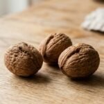walnuts health new feat - Τι συμβαίνει πραγματικά στο σώμα μας όταν τρώμε 3 καρύδια κάθε μέρα για έναν μήνα