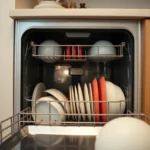 home dishwasher feat v2 - Το ένα πράγμα που δεν πρέπει ποτέ να βάζετε στο πλυντήριο πιάτων