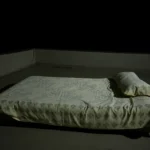nostalgia roof feat - Ο ύπνος στο μπαλκόνι ή την ταράτσα: Μια καλοκαιρινή ανάμνηση που οι νεότεροι δεν θα ζήσουν ποτέ